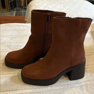 Sun + Stone Tiannaa faux suede brown zippered booties- size 8 medium